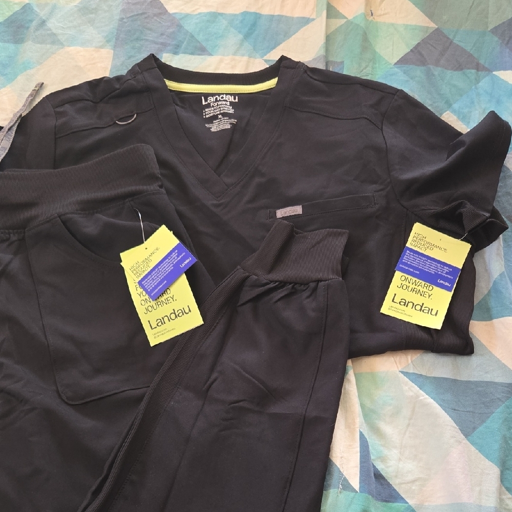 Landau Classic Black Scrub Ensemble